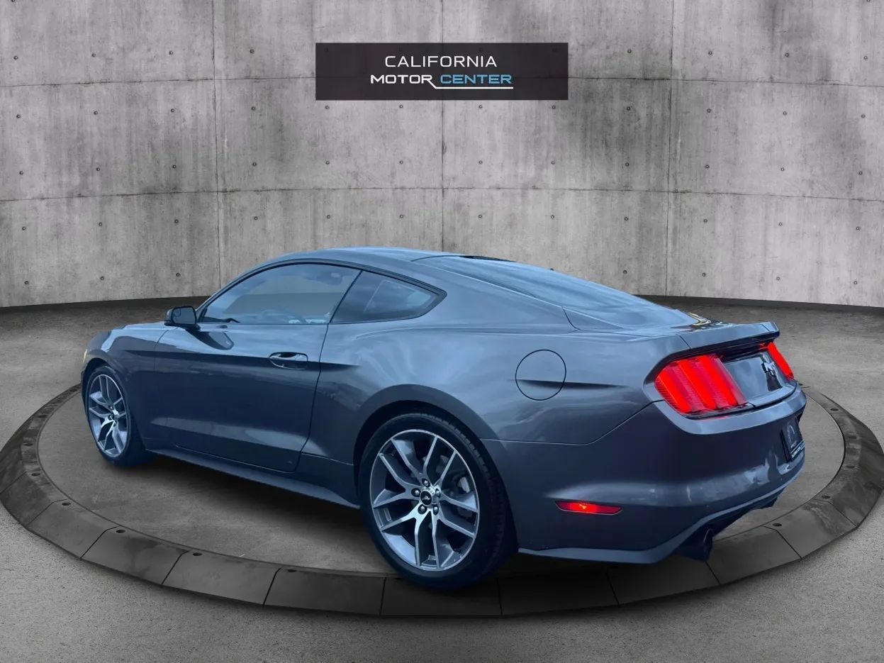 Used 2015 Ford Mustang Premium RWD image 7