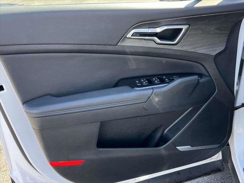 Used 2024 Kia Sportage X-Line image 15