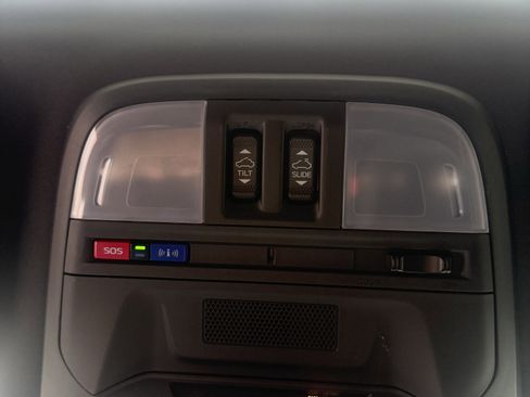 Used 2024 Subaru Crosstrek 2.5i Wilderness image 28