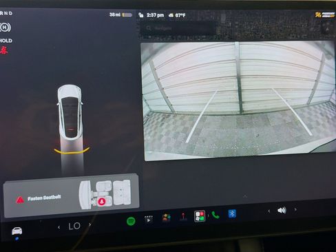 Used 2022 Tesla Model Y Performance AWD/4WD image 16