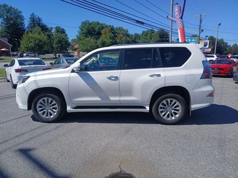 Used 2022 Lexus GX 460 image 5