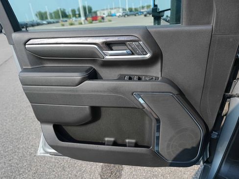Used 2024 Chevrolet Silverado 3500 LTZ AWD/4WD image 27