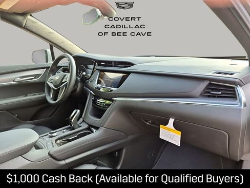 New 2026 Cadillac XT5 Luxury image 14