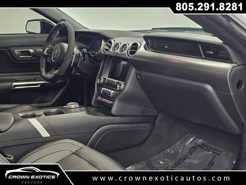 Used 2022 Ford Mustang Shelby GT500 w/ Technology Package RWD image 27