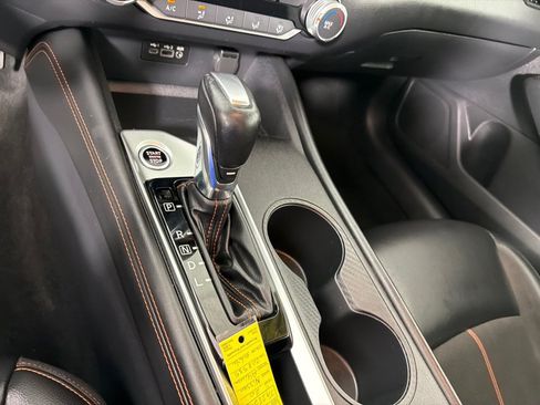 Used 2020 Nissan Altima 2.5 SR FWD image 16