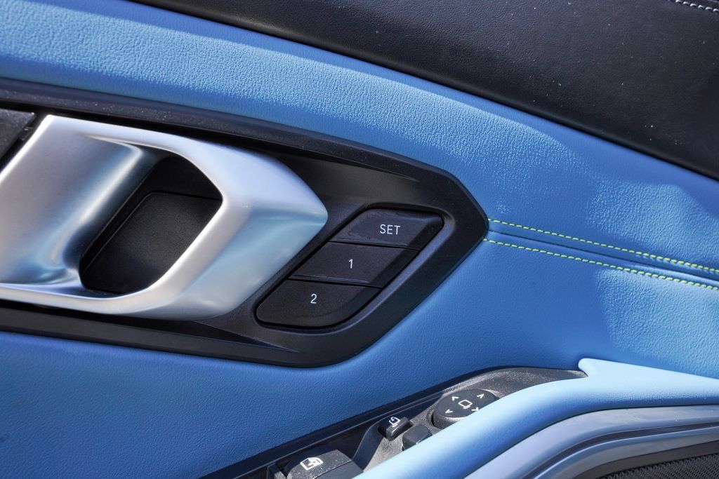 Used 2025 BMW M3 w/ M Carbon Exterior Package RWD image 41