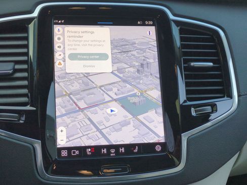 Used 2025 Volvo XC90 T8 Ultra w/ Protection Package Premier image 24