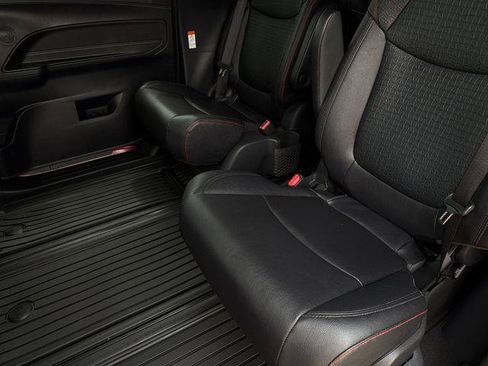 Certified 2026 Toyota Sienna XSE FWD image 10