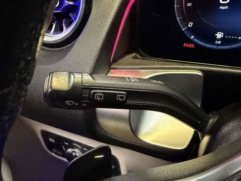 Certified 2023 Mercedes-Benz GLB 250 4MATIC image 23