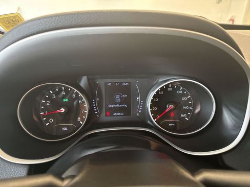 Used 2019 Jeep Compass Latitude AWD/4WD image 10