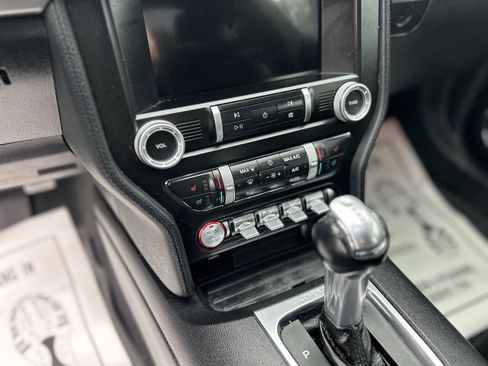 Used 2020 Ford Mustang GT Premium image 13