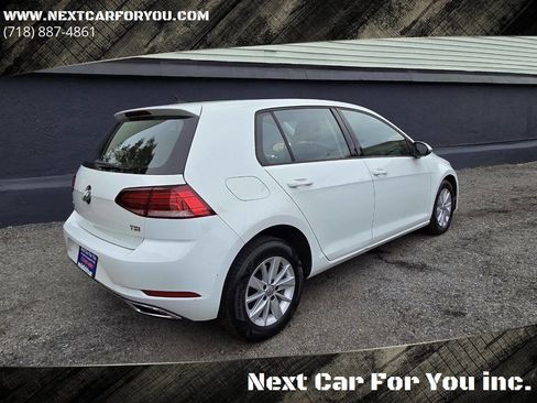 Used 2018 Volkswagen Golf S image 6