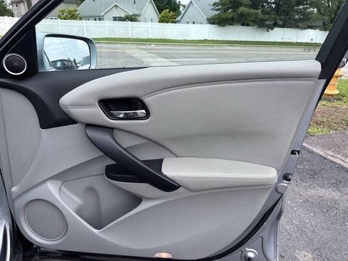 Used 2017 Acura RDX AWD image 16