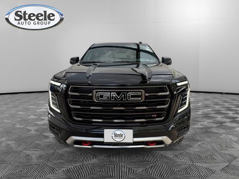 Used 2025 GMC Yukon XL AT4 Ultimate AWD/4WD image 8