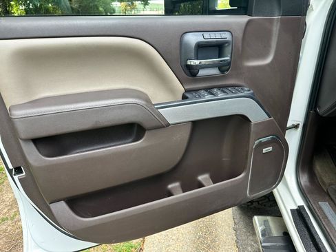 Used 2015 Chevrolet Silverado 2500 LTZ w/ Duramax Plus Package AWD/4WD image 9
