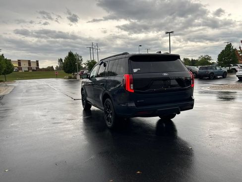 New 2027 Ford Expedition Platinum AWD/4WD image 8