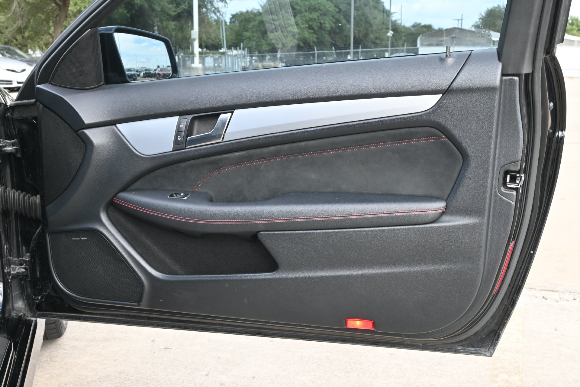 Used 2013 Mercedes-Benz C 250 Coupe image 23