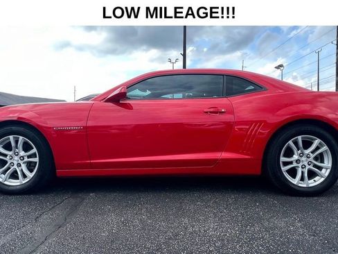 Used 2015 Chevrolet Camaro LS RWD image 3