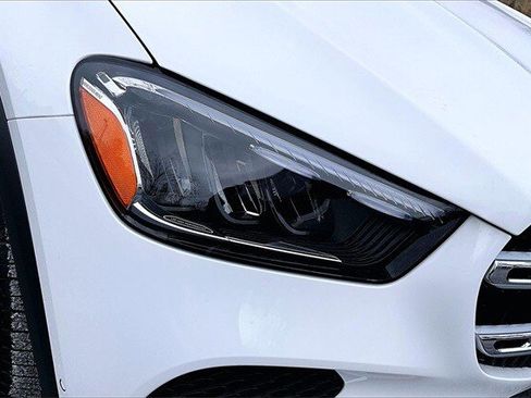 Used 2025 Mercedes-Benz GLE 350 4MATIC image 35