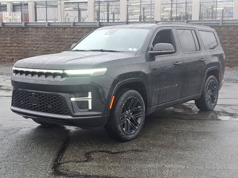 New 2026 Jeep Grand Wagoneer Limited image 2