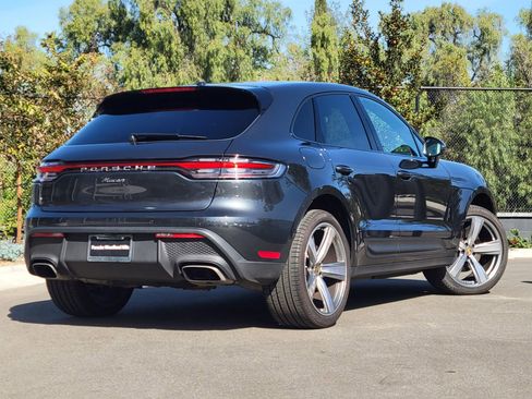 Used 2025 Porsche Macan image 7
