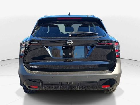 New 2026 Nissan Kicks SV w/ SV Premium Package image 8