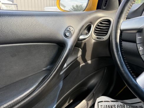 Used 2005 Pontiac GTO RWD image 24