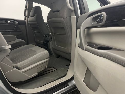 Used 2015 Buick Enclave Convenience FWD image 31