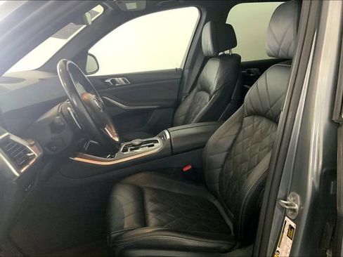 Used 2024 BMW X5 xDrive40i image 11