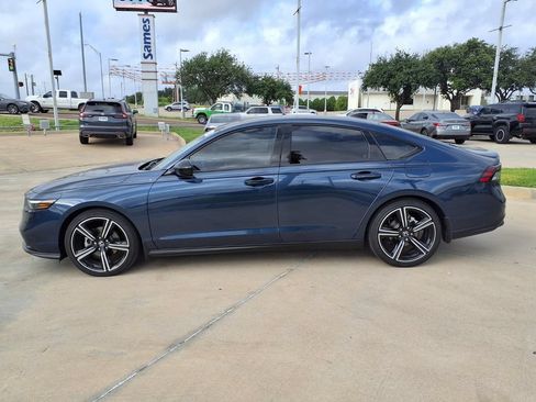 Certified 2026 Honda Accord SE image 4