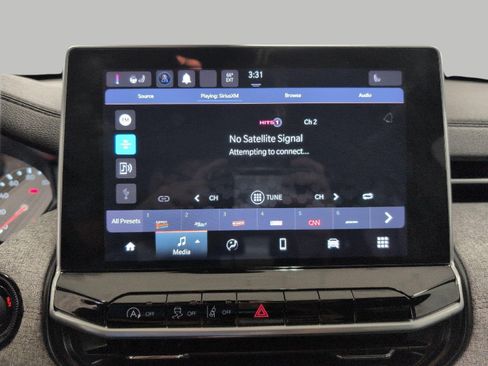 Used 2023 Jeep Compass Latitude AWD/4WD image 7