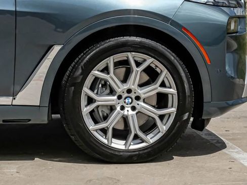 Used 2023 BMW X7 xDrive40i w/ Premium Package AWD/4WD image 65