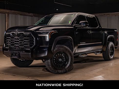 Used 2025 Toyota Tundra Limited w/ TRD Off-Road Package AWD/4WD image 4
