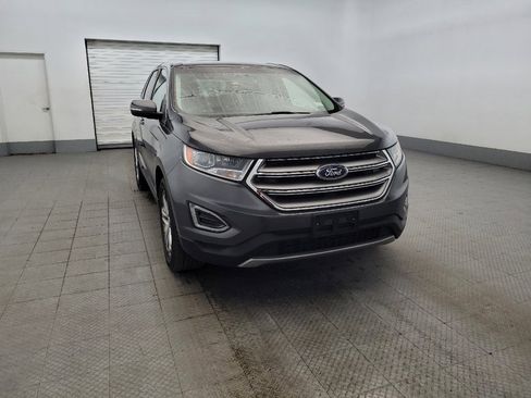 Used 2018 Ford Edge Titanium w/ Technology Package AWD/4WD image 14