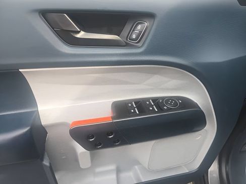 Used 2023 Ford Maverick XLT w/ XLT Luxury Package FWD image 11