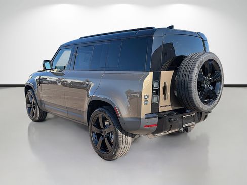 New 2026 Land Rover Defender 110 S image 3