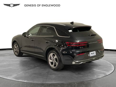 Used 2026 Genesis GV70 2.5T Select image 8