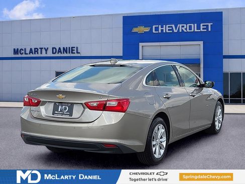Used 2024 Chevrolet Malibu LT FWD image 5