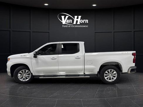 Used 2025 Chevrolet Silverado 1500 LT w/ Work Truck Package AWD/4WD image 4