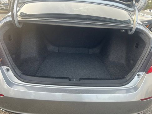 Used 2018 Honda Accord LX image 34