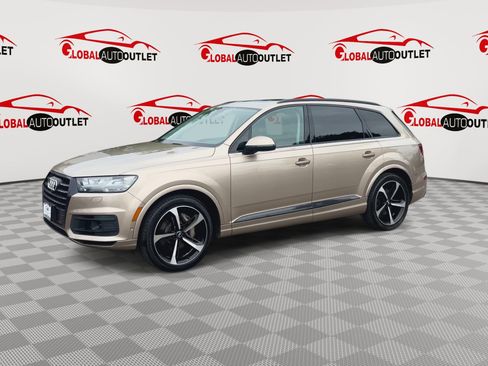 Used 2019 Audi Q7 3.0T Prestige AWD/4WD image 4