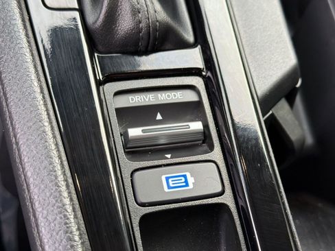 Used 2025 Honda Accord EX-L image 23