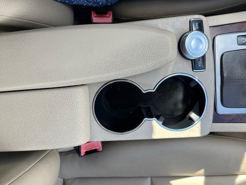 Used 2010 Mercedes-Benz C 300 4MATIC Sedan image 15