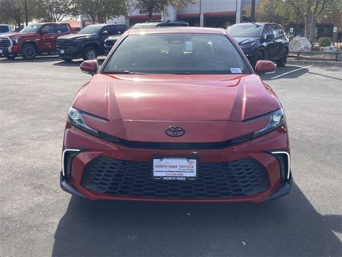 New 2026 Toyota Camry SE image 2