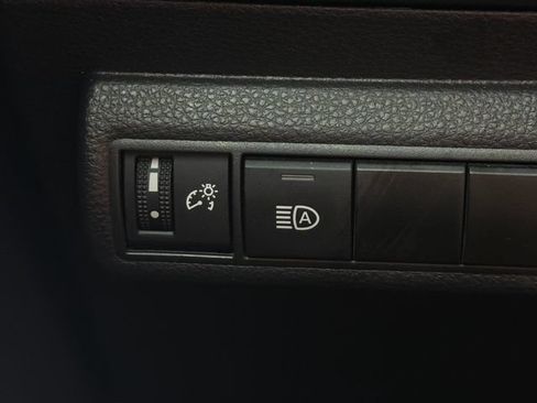 Used 2024 Toyota Corolla SE FWD image 27