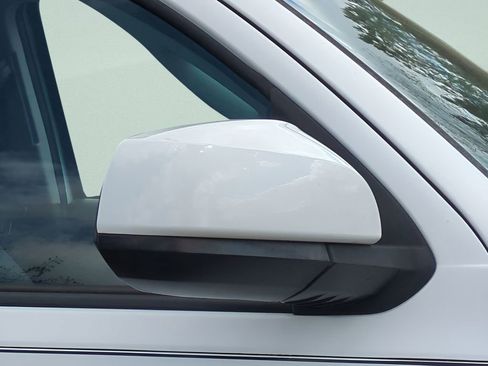 Certified 2016 Toyota Tacoma SR5 w/ Towing Package image 12