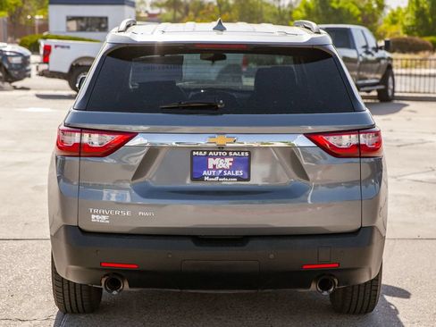 Used 2019 Chevrolet Traverse LT w/ LPO, 'HIT The Road' Package AWD/4WD image 6