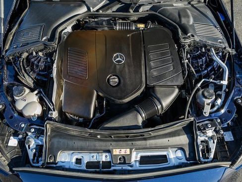 Used 2023 Mercedes-Benz C 300 4MATIC Sedan image 19