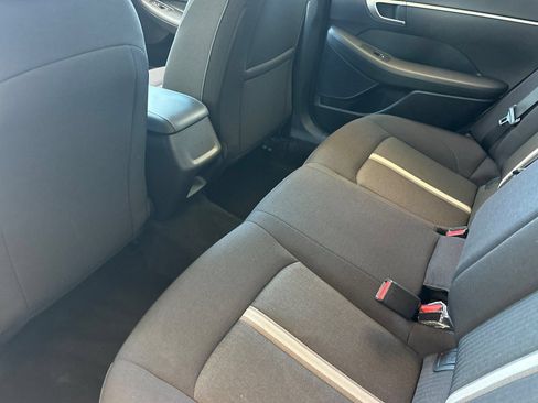 Used 2023 Hyundai Sonata SE w/ Cargo Package FWD image 14