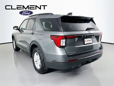 New 2026 Ford Explorer Active image 8